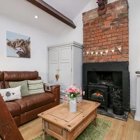 High Wreah Bolt Hole * Whitehaven