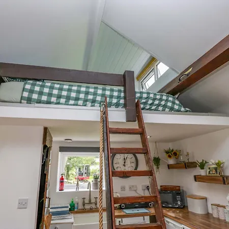 High Wreah Bolt Hole * Whitehaven