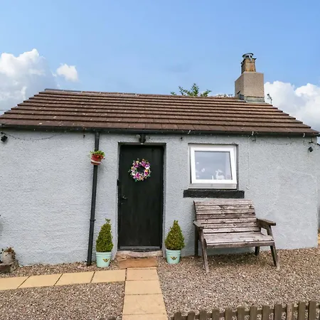 High Wreah Bolt Hole *